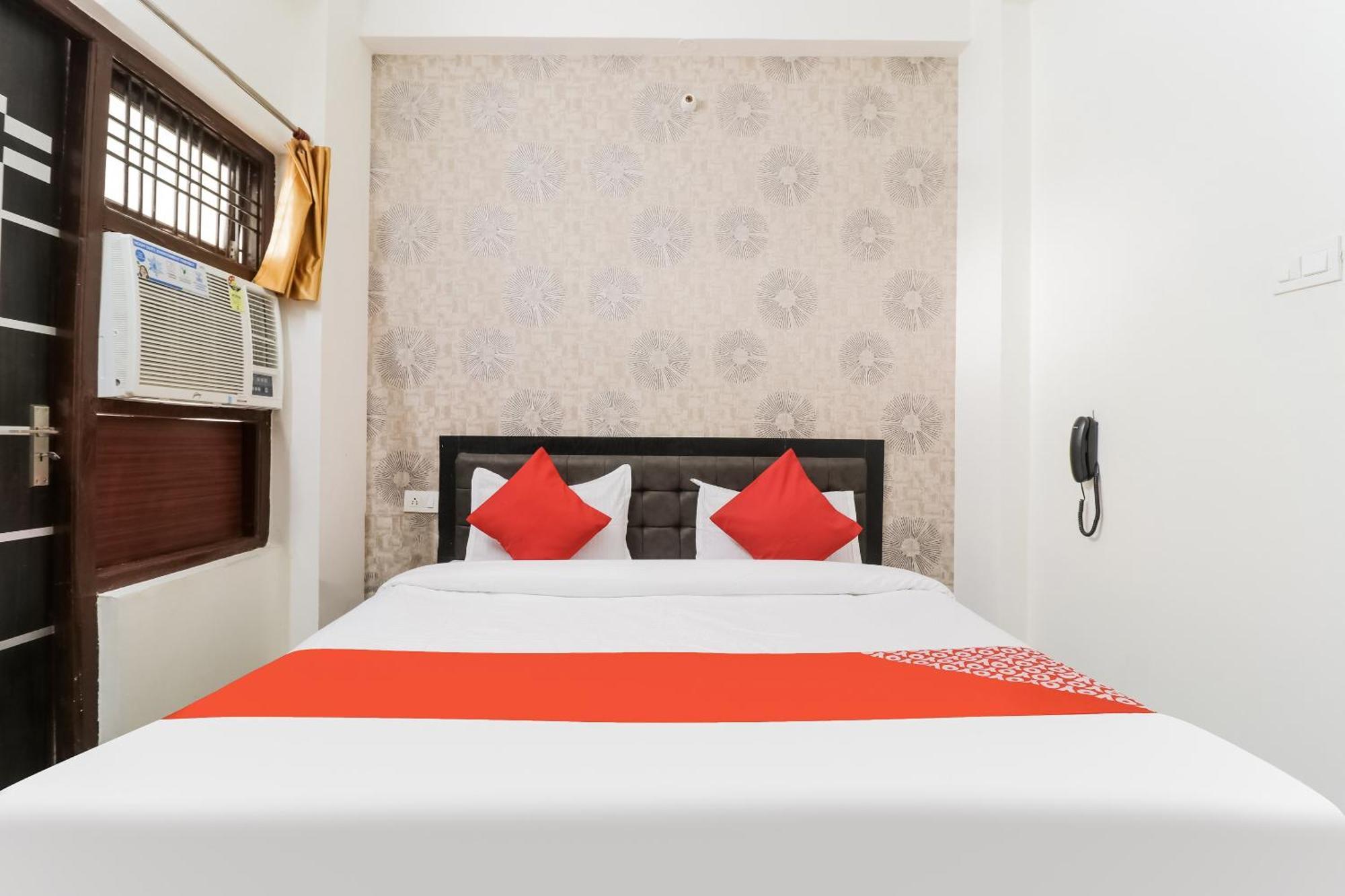 Super Hotel O Rs Inn Gorakhpur Esterno foto