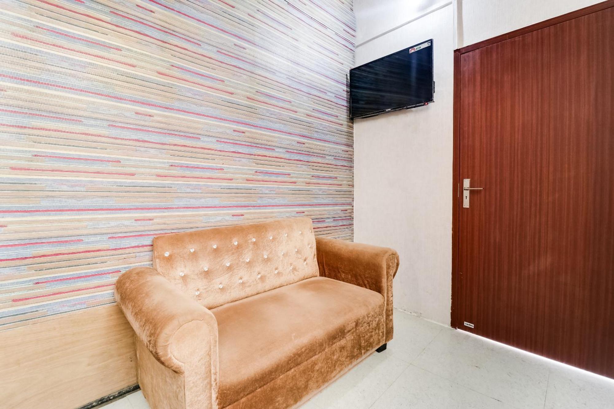 Super Hotel O Rs Inn Gorakhpur Esterno foto
